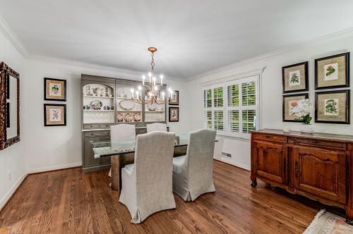 445 Highbrook Dr, Atlanta GA  30342-2316 exterior