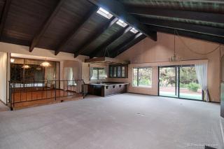 7034 Almaden Ln, Carlsbad, CA 92009-6244