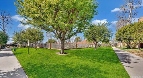 6600 Warner Ave, Huntington Beach CA  92647-5242 exterior