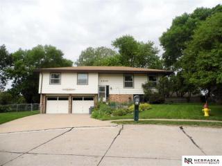 4915 Dumfries Dr, Omaha, NE 68157-2417