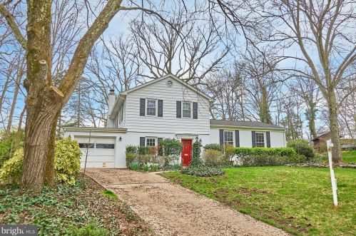 4202 Breezewood Ln, Annandale, VA 22003-2000