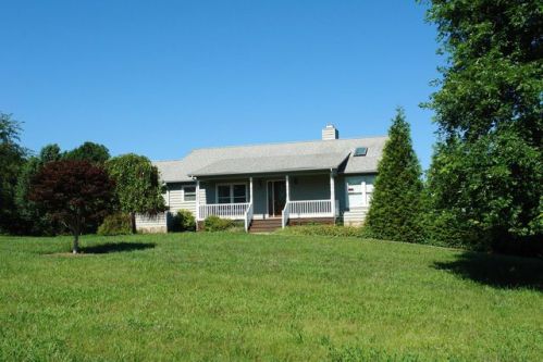 165 Saint Augustine Rd, Wirtz, VA 24184-2113