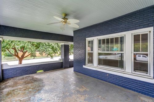 2301 Harrison Ave, Fort Worth TX  76110-1109 exterior