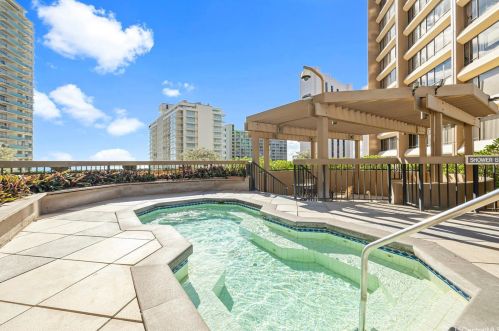 1778 Ala Moana Blvd, Honolulu HI  96815-1658 exterior