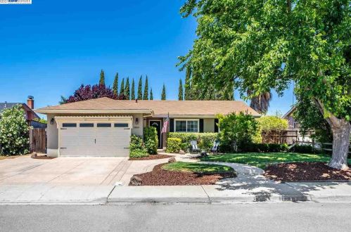 5860 Running Hills Ave, Livermore, CA 94551-5642