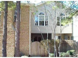 428 Summerwalk Cir, Chapel Hill NC  27517-8681 exterior