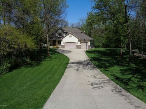 1095 Riverwood Dr, Douglas, MN 55960-2084