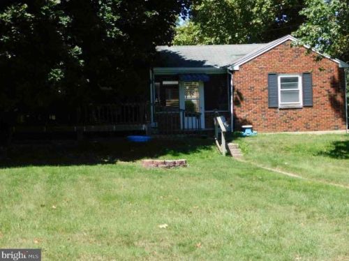 937 Walnut St, Hanover PA  17331-1524 exterior