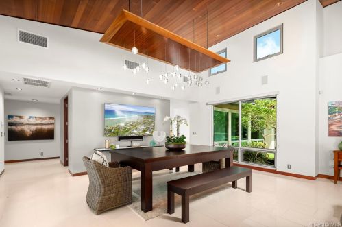 4528 Kahala Ave, Honolulu HI  96816-4927 exterior