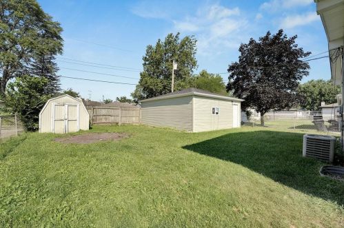 212 Delaware St, Hobart IN  46342-4111 exterior