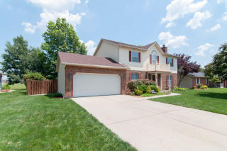 818 Dere Bere Dr, Mascoutah, IL 62258-1337