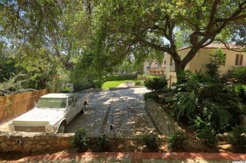 3113 Sparr Blvd, Glendale CA  91208-1829 exterior