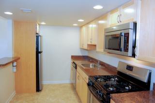 1970 Veterans Hwy, Levittown PA  19056-2510 exterior