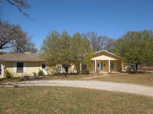 529 Rustic Rd, Ardmore, OK 73401-7182