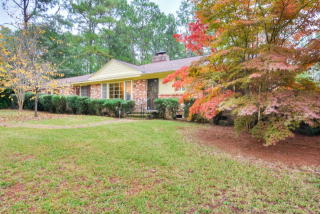 910 Shadow Dr, Aiken, SC 29801-3079