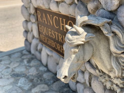 1321 Morningside Dr, Burbank, CA 91506-3019