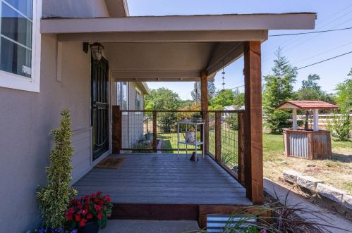 12130 Doug Oest Rd, Auburn, CA 95602-9108