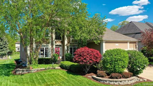 2619 Whitchurch Ln, Naperville, IL 60564-8466