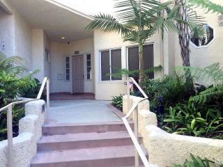 4200 Harbour Island Ln, Oxnard, CA 93035-2900