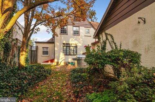 625 Pkwy Ave, Trenton NJ 08618-2725 exterior