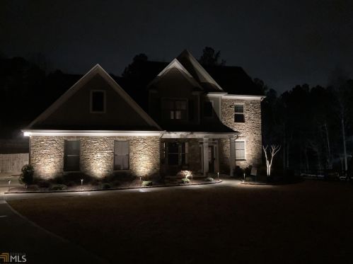1241 Sterling Lake Dr, Jefferson, GA 30549-7311