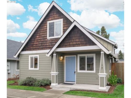 601 1st St, Newberg OR  exterior