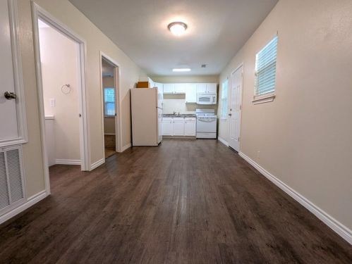 1314 3rd St, Conroe TX  77301-4523 exterior
