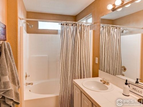 1014 Fenwick Dr, Fort Collins CO  80524-6444 exterior