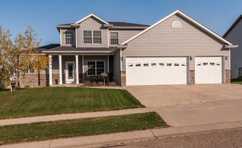 1042 8th Ave, Byron, MN 55920-1590