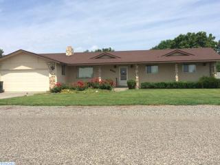 6021 Wernett Rd, Pasco, WA 99301-2020