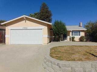 1562 Catlin Dr, Fairfield, CA 94533-2714