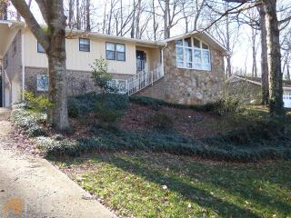 5716 Dekalb Ln, Norcross, GA 30093-4029