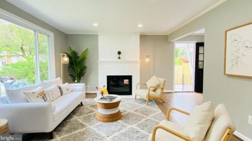 1002 Kerwin Rd, Silver Spring MD  20901-1865 exterior