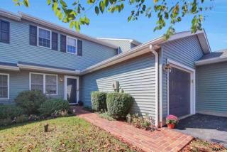 2618 Grandview Park Dr, York PA  17408-1482 exterior