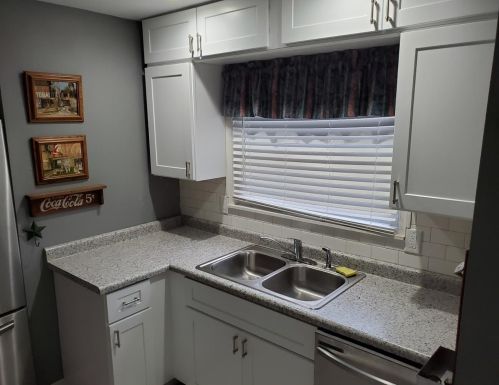 3634 Wisconsin St, Gary, IN 46405-2851