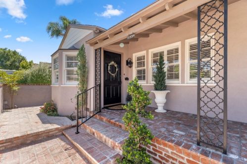 11534 See Dr, Whittier, CA 90606-1933