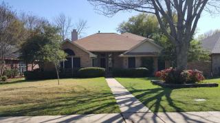 606 Stonefield Ln, Cedar Hill TX  75104-4216 exterior