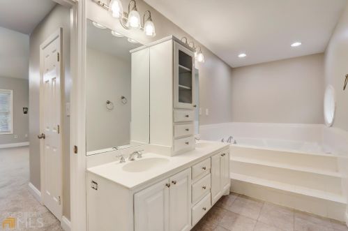 1425 Springwood Cir, Conyers GA  30012-4229 exterior