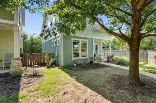 12321 Barras Branch Dr, Austin TX  78748-1304 exterior