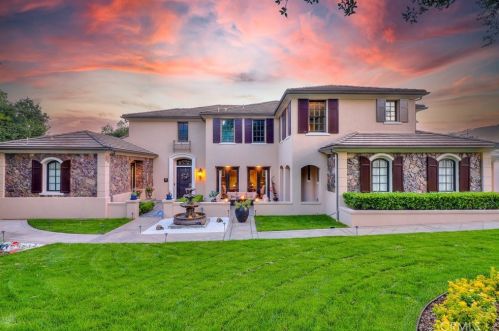 725 Carriage House Dr, Arcadia, CA 91006-2012
