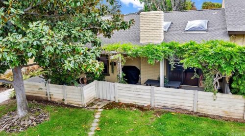 2604 Tustin Ave, Santa Ana CA  92705-1032 exterior