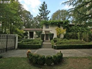 12016 Breyman Ave, Portland, OR 97219-8415