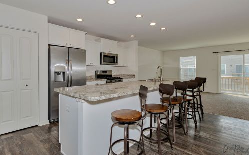 2454 Aurora Dr, Pingree Grove IL  60140-6403 exterior