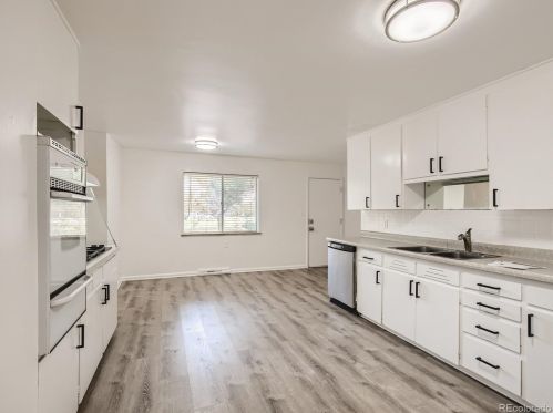 6641 52nd Ave, Arvada CO  80002-3925 exterior
