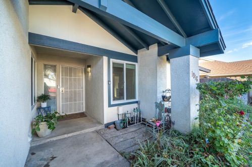 1916 Dorset Ln, Modesto, CA 95355-2235