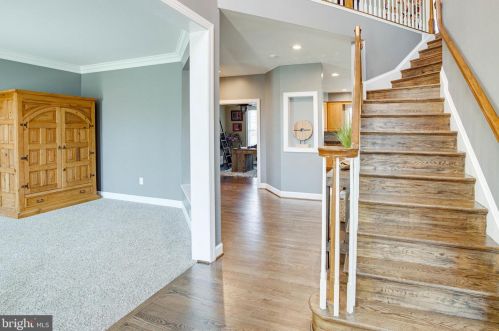 4064 Sapling Way, Triangle, VA 22172-2051