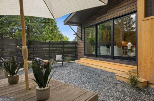 454 Beverly Rd, Atlanta GA  30309-2731 exterior