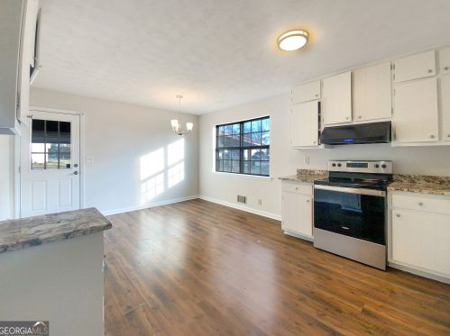 3609 Charlotte Dr, Rex GA 30273-1215 exterior