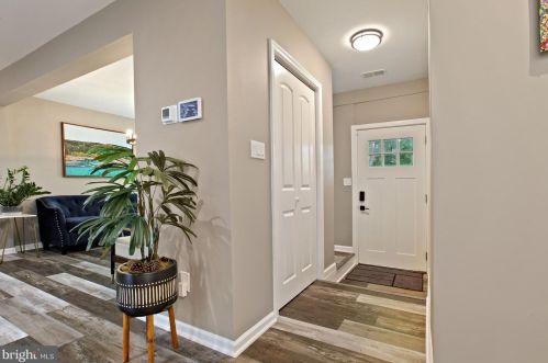 2912 Newcastle Ave, Silver Spring MD 20910-1216 exterior