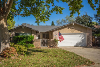 2085 Quartz Way, Redding, CA 96001-2929